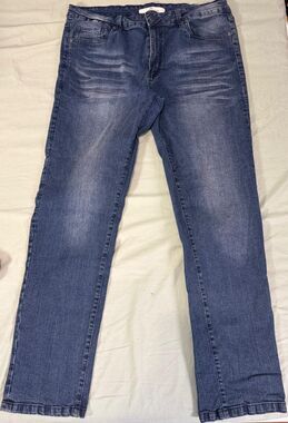 Refinery Republic Men’s Blue Jeans 36X32 Straight Fit Denim Casual Pants.